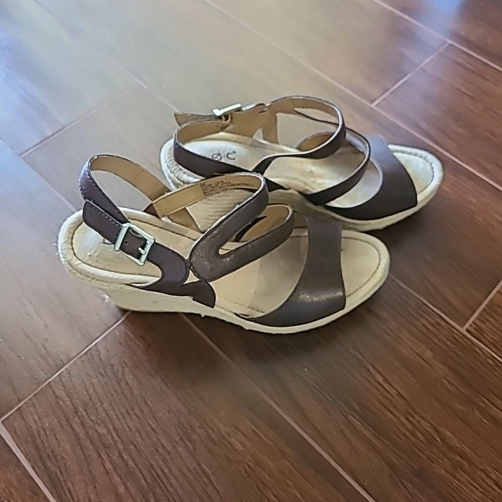 B.O.C Brown Wedge Sandal sz 8, Retro, 70s modern style - Picture 3 of 6